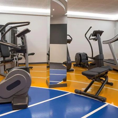 Novotel Centre Готель 4*