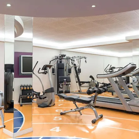 Novotel Centre 4*