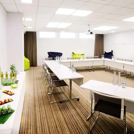 Novotel Centre Hotel 4*